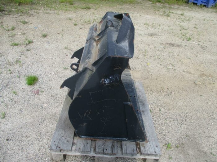 Pienkuormaajan yleiskauha 1070 mm - Image 4