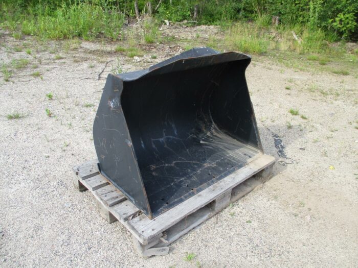 Pienkuormaajan yleiskauha 1070 mm - Image 7