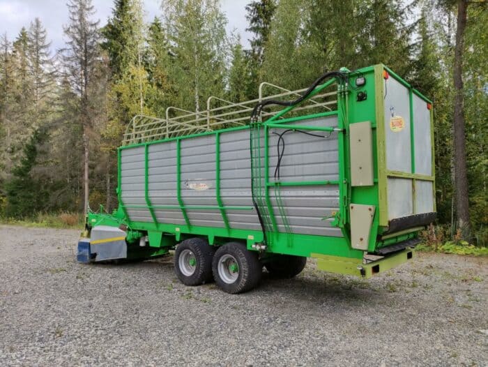 Bonino AB80 TRMI itse lastaava rehuperävaunu - Image 5