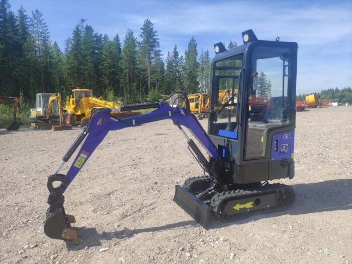 HT10 Hytillinen minikaivuri