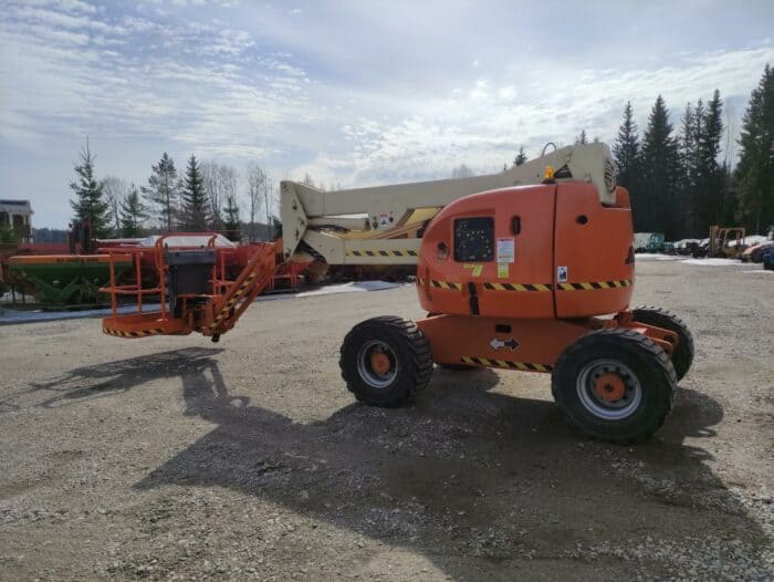 JLG 450AJ 4WD kuukulkija - Image 13