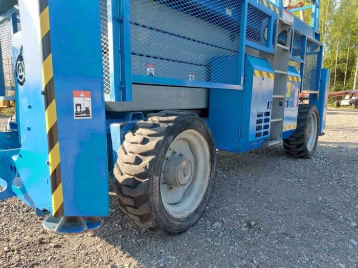 Genie GS-4390 saksilavanostin 4WD Katsastettu, Kymppi voimassa 2027 asti! - Image 26
