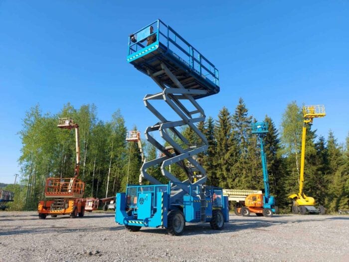 Genie GS-4390 saksilavanostin 4WD Katsastettu, Kymppi voimassa 2027 asti! - Image 21