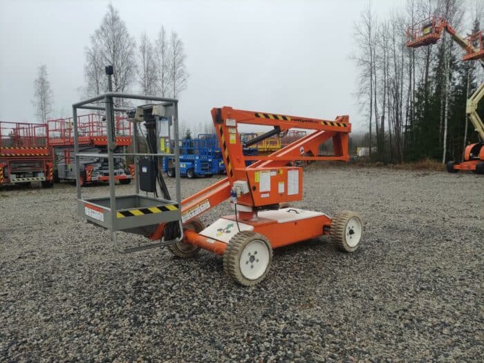 Nifty Lift HR10 E akkukäyttöinen kuukulkija. - Image 3