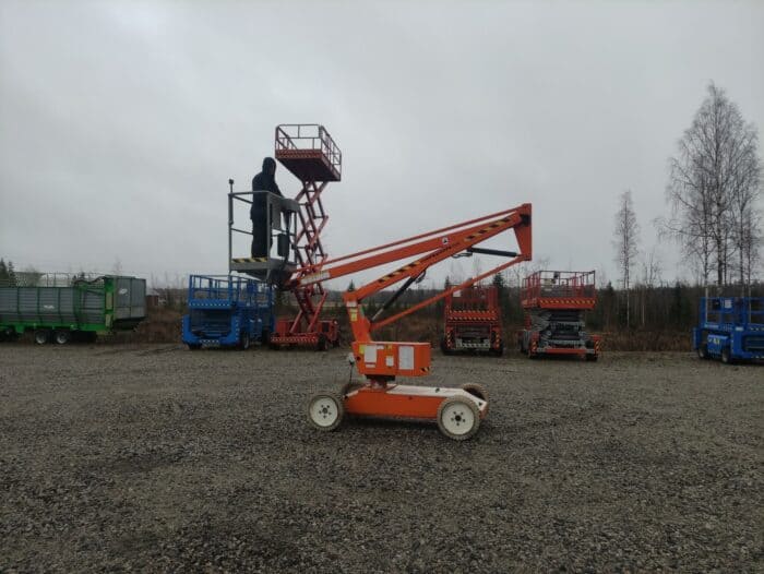 Nifty Lift HR10 E akkukäyttöinen kuukulkija. - Image 10