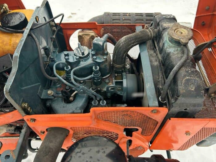 Kubota B-10 4 WD traktori - Image 16