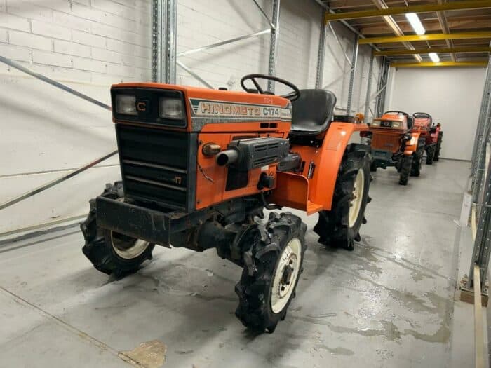 Hinomoto C174 4WD traktori 17,8 hp (510-3)