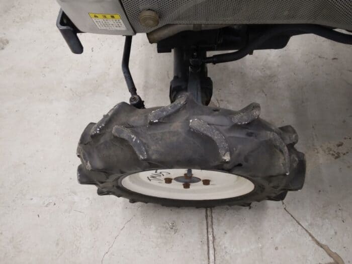 Iseki TM15 4WD traktori ja 1400 mm takalana - Image 11