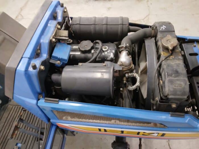 Iseki TU145 traktori, 4WD - Image 13