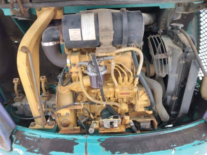 Komatsu PC15-3 minikaivuri - Image 13