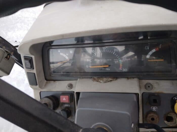 Massey Ferguson TG5A 4 WD traktori, hydrostaatti Rekisterissä! - Image 13