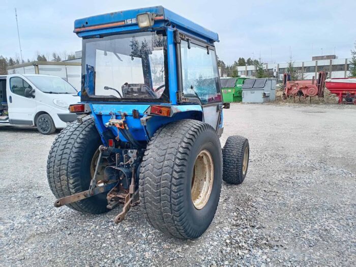 Iseki 525, 4WD traktori - Image 4