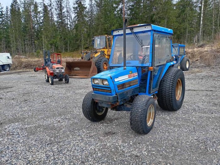 Iseki 525, 4WD traktori - Image 6