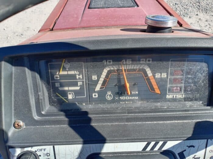 Mitsubishi MT20, 4WD traktori - Image 2