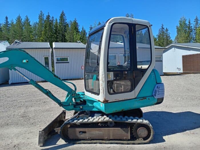 Komatsu PC10-7 minikaivuri - Image 8