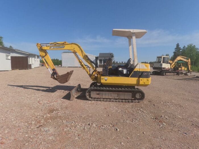 Komatsu PC20-6 kaivinkone (28857)