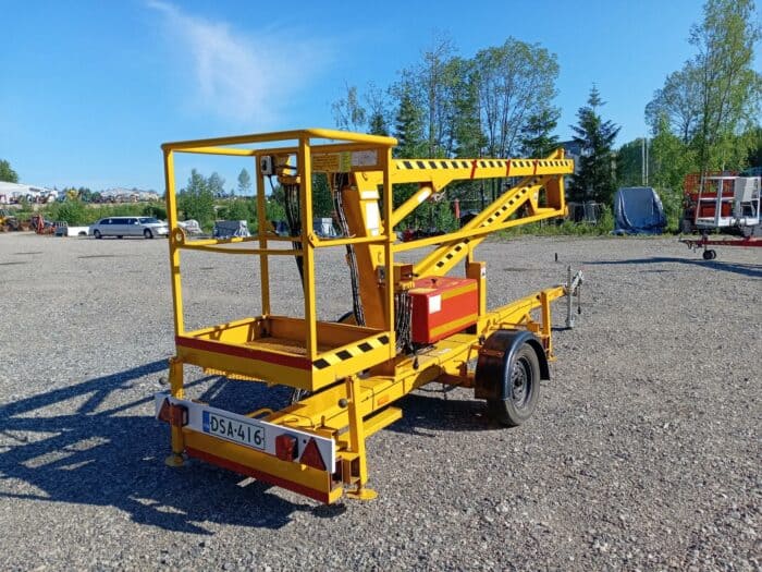 Nifty Lift 120 perässähinattava henkilönostin - Image 2
