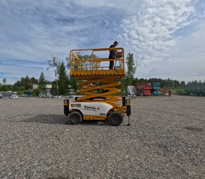 Haulotte Compact 10 DX, 4WD saksilavanostin - Image 19
