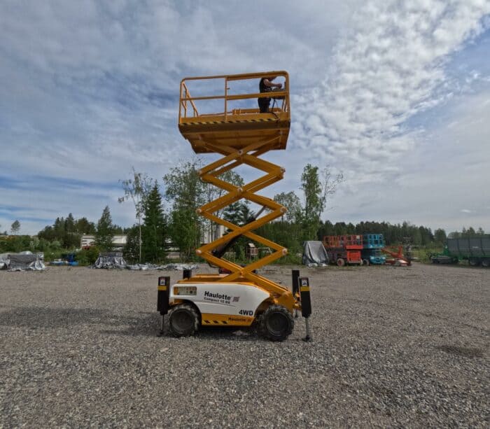 Haulotte Compact 10 DX, 4WD saksilavanostin - Image 3