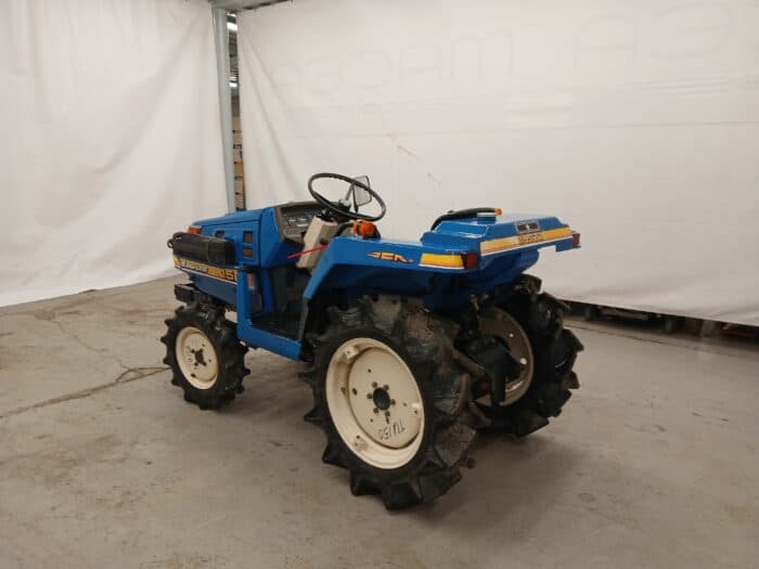 Iseki TU150 4WD traktori, 14,8hp - Image 4