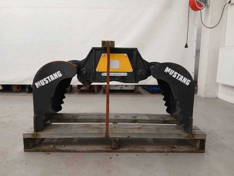 Mustang hammer GRP250CH Koura