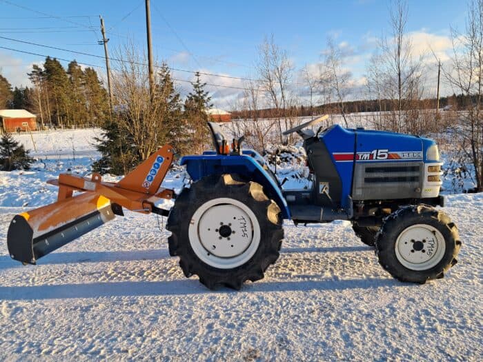 Iseki TM15 4WD traktori ja 1400 mm takalana - Image 2