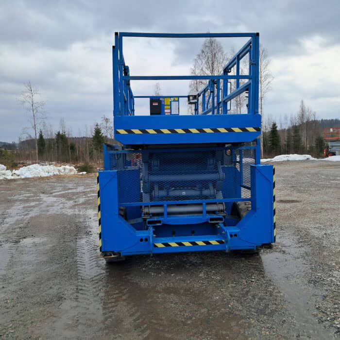 Genie GS-4390 saksilavanostin 4WD Katsastettu, Kymppi voimassa 2027 asti! - Image 4