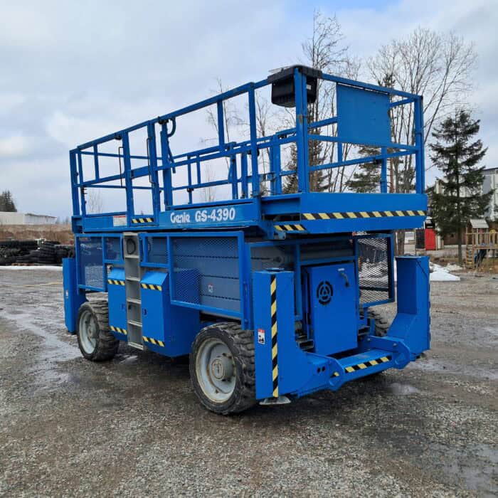 Genie GS-4390 saksilavanostin 4WD Katsastettu, Kymppi voimassa 2027 asti! - Image 8