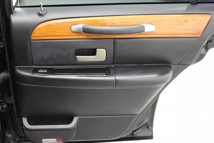 Lincoln Town Car, limusiini 2004 (632673) - Image 19