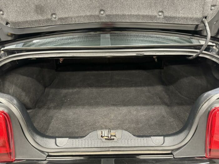 Ford Mustang GT V8 Coyote - Image 25