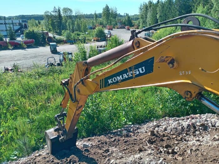 Komatsu PC10-5, kaivinkone - Image 7