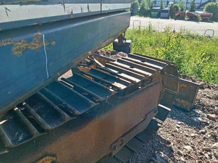 Komatsu PC10-5, kaivinkone - Image 13