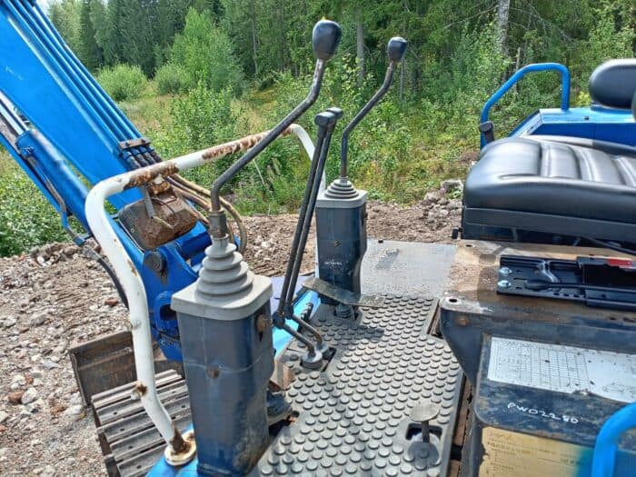 Kobelco SK027 kaivinkone - Image 11