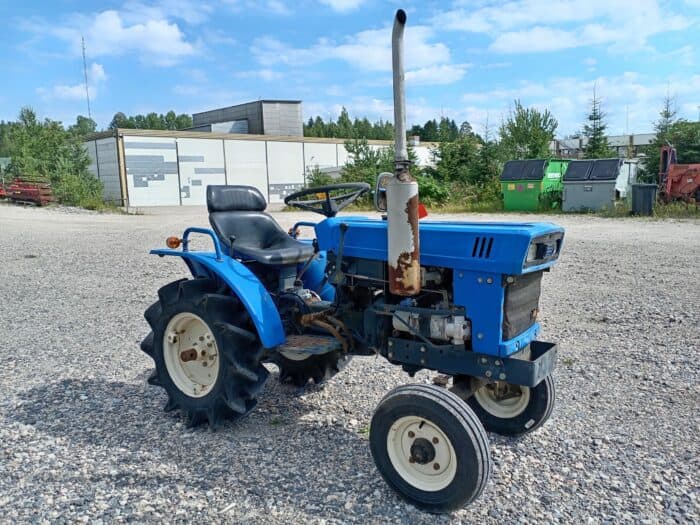 Iseki TX1000 minitraktori - Image 7