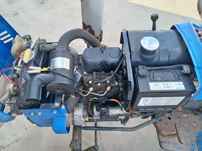 Iseki TX1000 minitraktori - Image 19