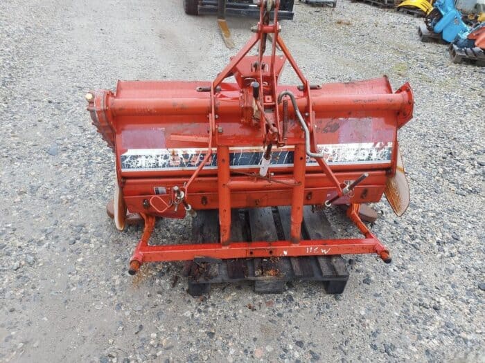 Yanmar maanmuokkain