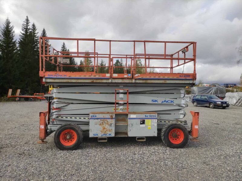 Skyjack SJ9250 saksilavanostin, KATSASTETTU!