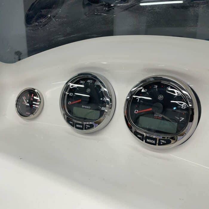 RIB vene Macea 580 Hypalon Mercury 115EXLPT moottorilla - Image 12