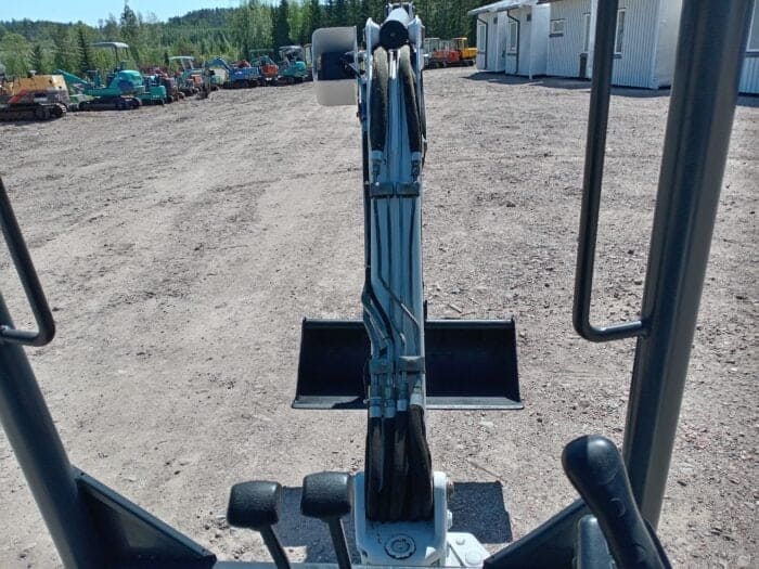 Bobcat 320J minikaivuri - Image 7