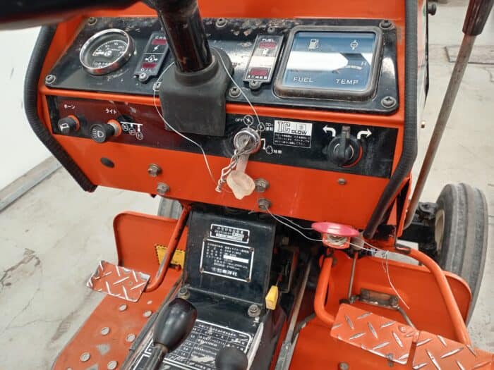 Hinomoto E1802 Minitraktori 2wd 18hp - Image 13