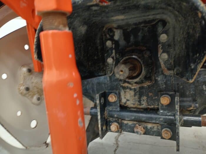 Hinomoto E1802 Minitraktori 2wd 18hp - Image 14