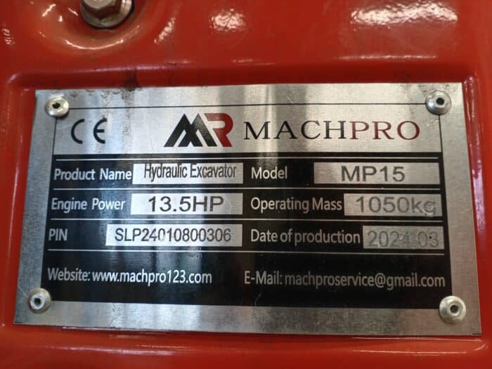 Machpro MP15 minikaivuri, Levenevä alavaunu. - Image 9