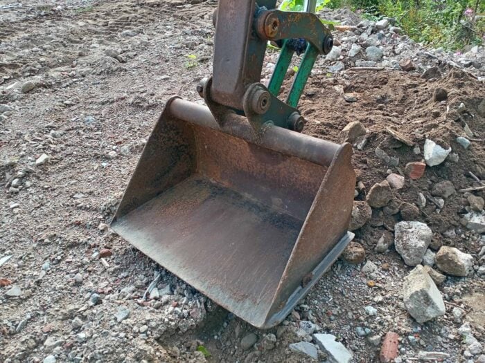 Komatsu PC10-6 kaivinkone - Image 12