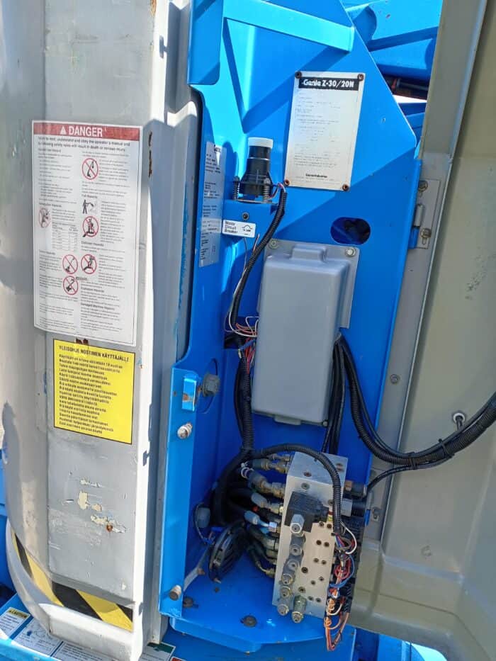 Genie Z30N akkukäyttöinen kuukulkija - Image 9
