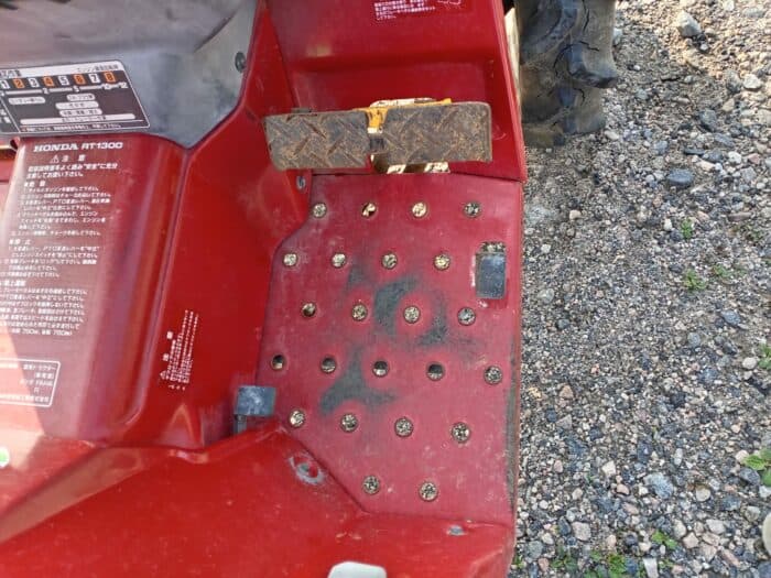 Honda Might 13 4WD traktori, maamuokkaimella - Image 10