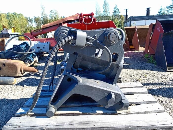 BECO Kallistuva liitin S60