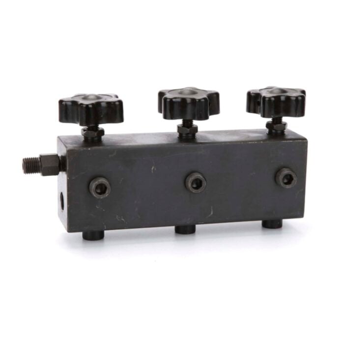 Hydrauliikan jakoventtiili 3-porttinen