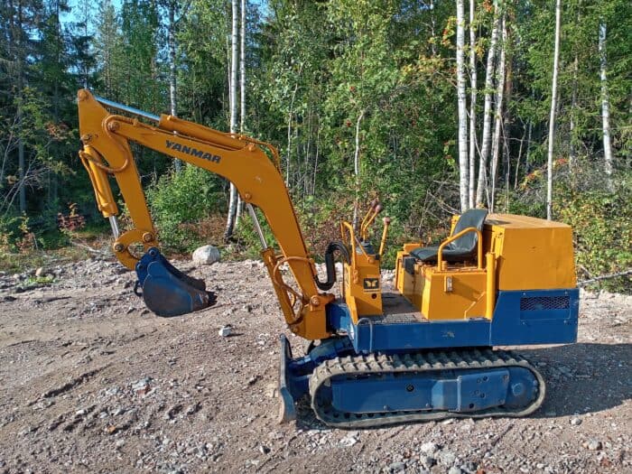 Yanmar YB10 minikaivuri - Image 9