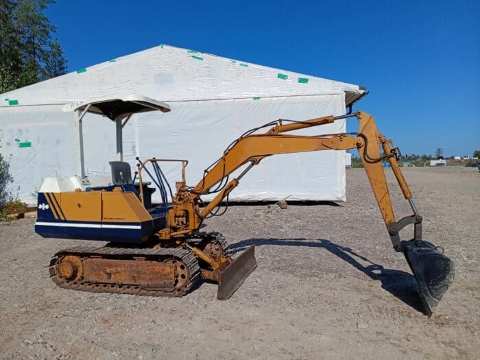 Komatsu PC10-5 kaivinkone - Image 2
