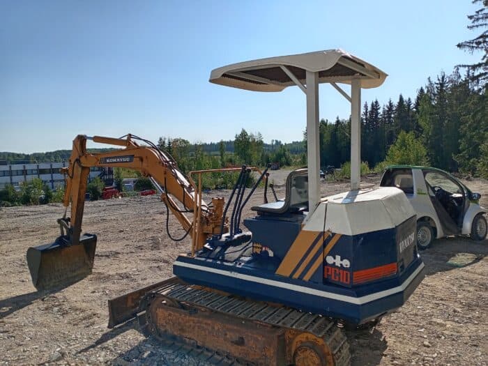 Komatsu PC10-5 kaivinkone - Image 8